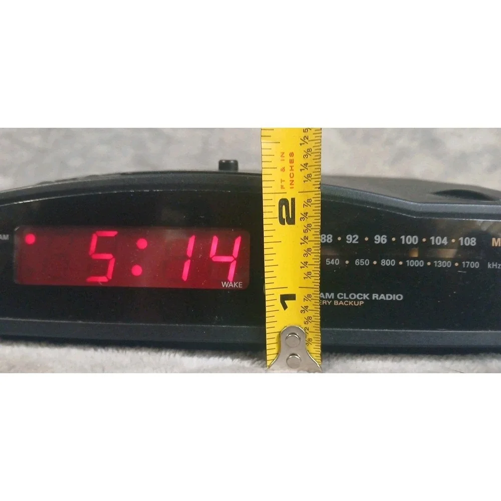 General Electric AM/FM Digital Clock Radio Alarm Clock 7-4813B 120V Tested Works
